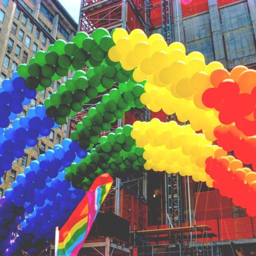 Guirnaldas con la bandera arcoiris